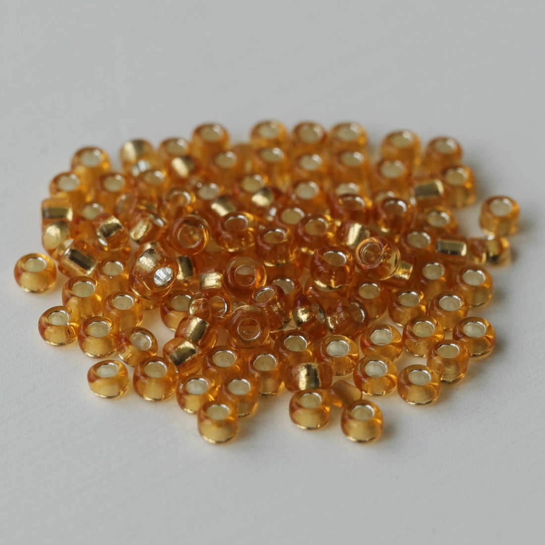 Perles de rocaille en verre rondes 15/0 m32 pour la fabrication de bijoux