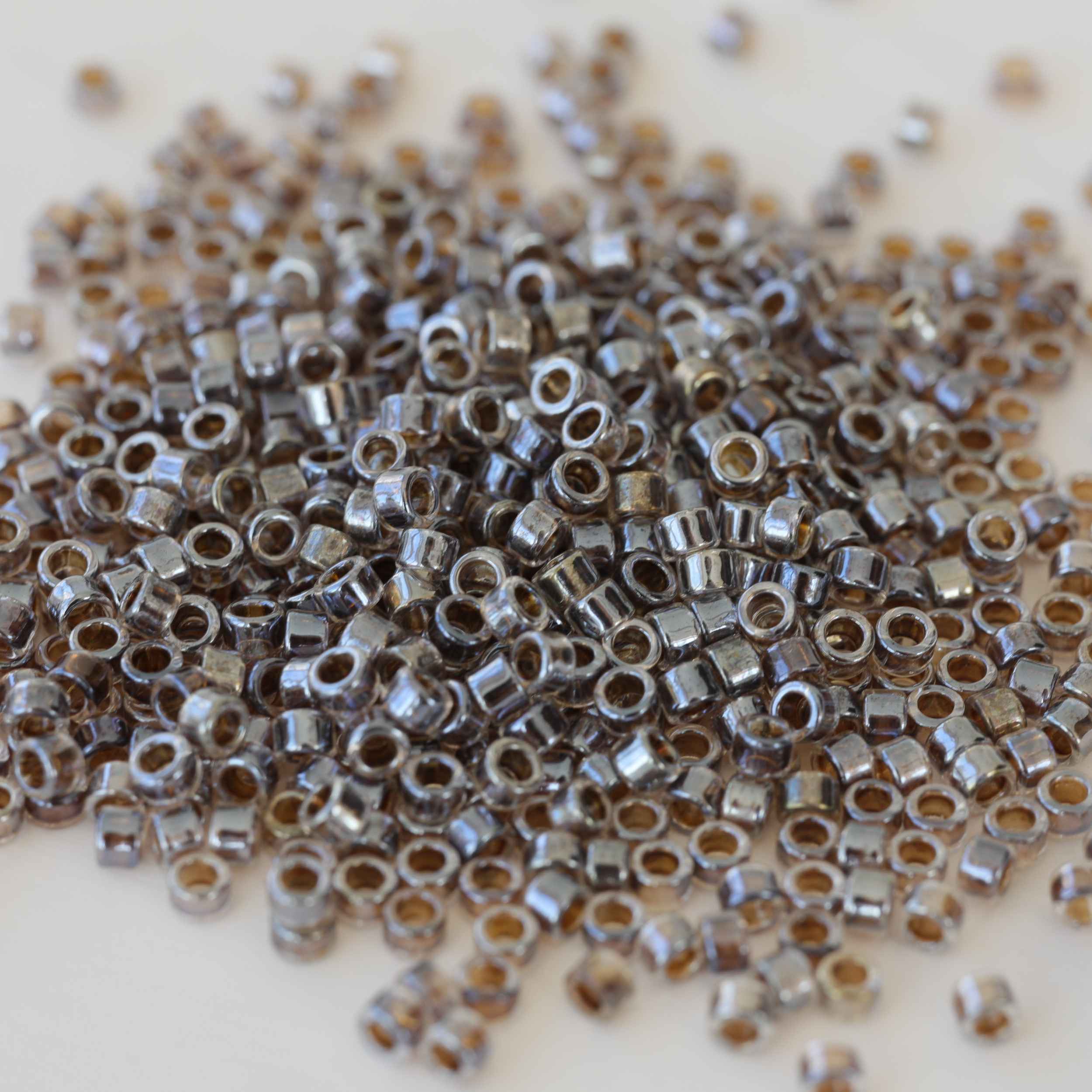 Perles de verre rondes de 2,5 mm 312 pour la broderie