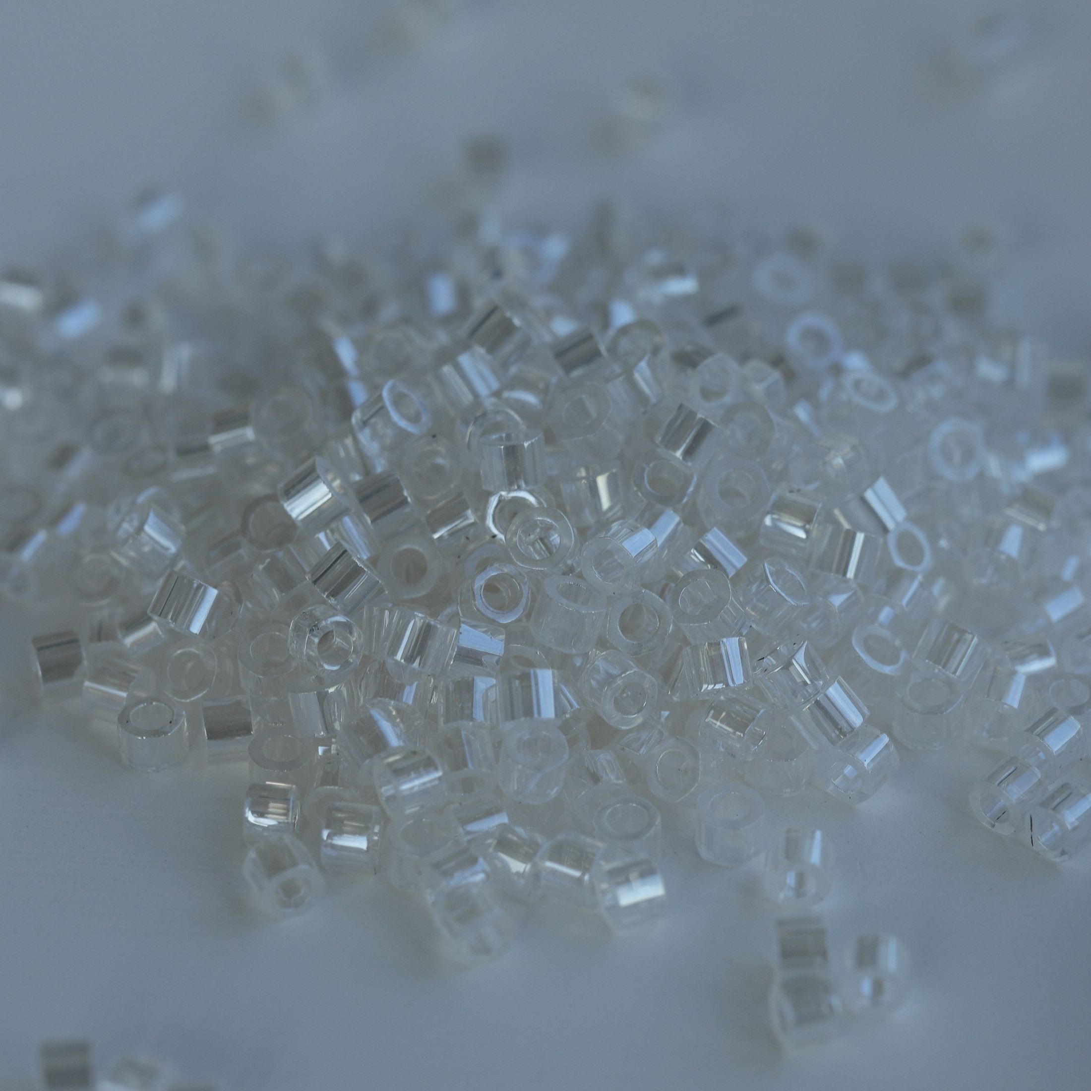 Kesme 2,5 mm 101 perles de verre machine pour la broderie