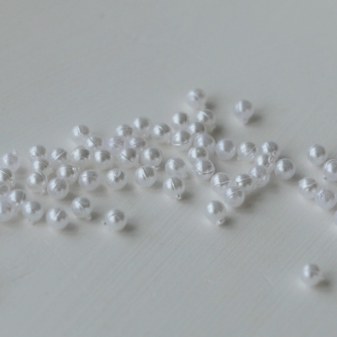 Perles rondes en plastique 2mm 168A 